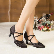画像をギャラリービューアに読み込む, Women&#39;s Strappy Closed Toe Satin Heels LTST36